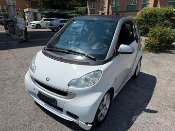 Smart ForTwo 1000 52 kW coupé pure