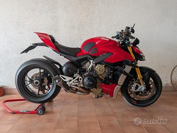 Ducati streetfighter v4s 2021