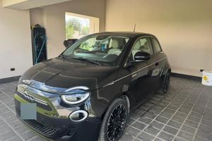 FIAT 500 ICON