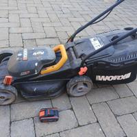 Tagliaerba worx a batteria