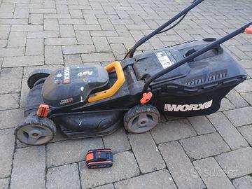 Tagliaerba worx a batteria