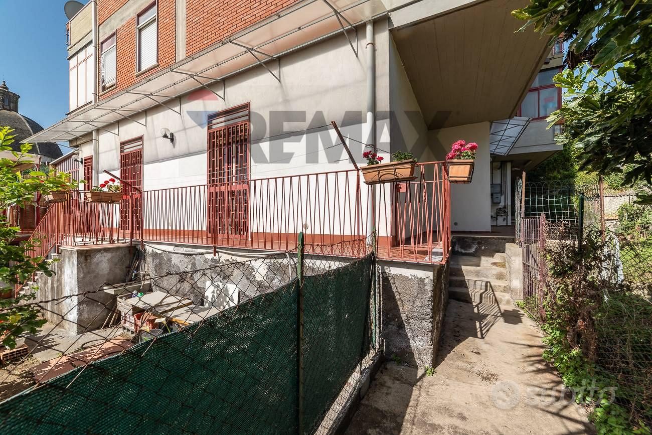 Appartamento - Aci Catena - Altro