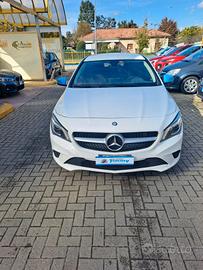 Mercedes-benz CLA 200 d Automatic Premium