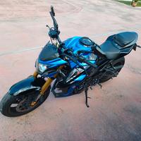 Suzuki GSX S 750