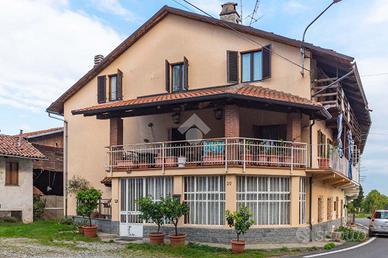 CASA SEMINDIPENDENTE A NOLE