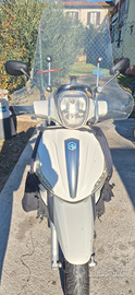 Piaggio Beverly 350