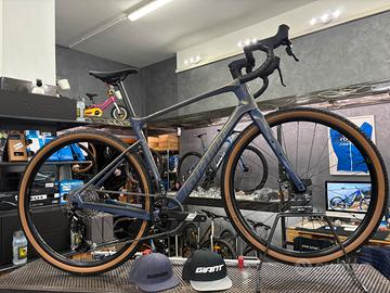 GIANT MOD.REVOLT ADV.2 2026