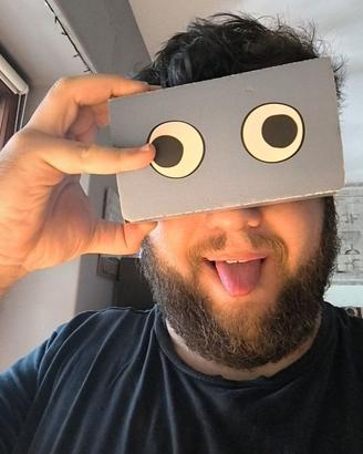 Visore VR in cartone di Flying Tiger