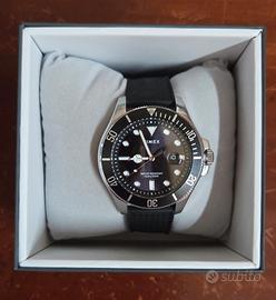 Orologio nuovo