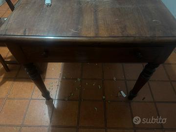 Tavolo in massello