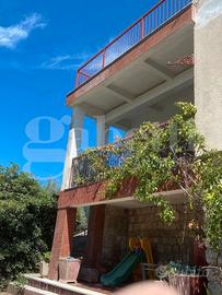 Cinisi Villa panoramica 3 livelli con terreno