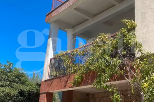 Cinisi Villa panoramica 3 livelli con terreno
