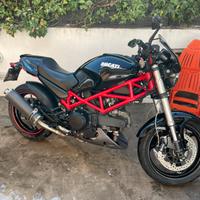 Ducati monster 695
