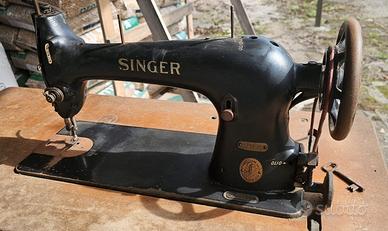 Macchina da cucire Singer 31M15 motorizzata