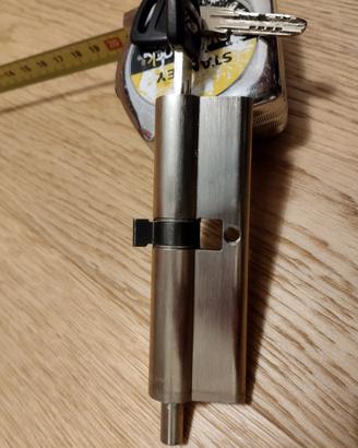 Cilindro CISA per porta blindata