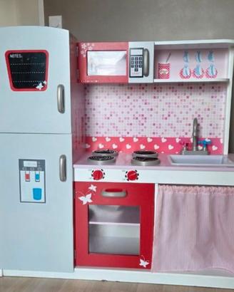 Cucinetta giocattolo per bimbi