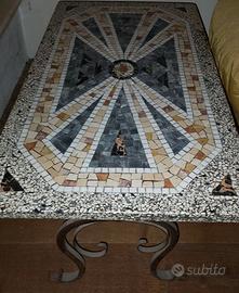 Tavolino in marmo mosaicato