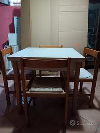 Tavolo allungabile+6 seggiole