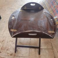 Tavolino basso con 4 lati piegabili