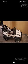 Jeep elettrica con telecomando