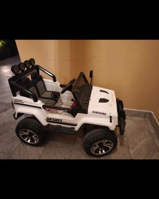 Jeep elettrica con telecomando