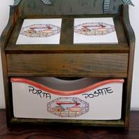 Mobiletto in legno e ceramica anni 60