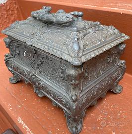 Cofanetto pesante 5 kg cm 23x16  In Peltro