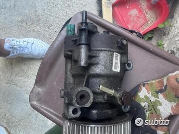 Pompa e iniettori clio iii 1.5 dci