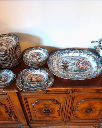 servizio piatti porcellana Inglese XIX secolo