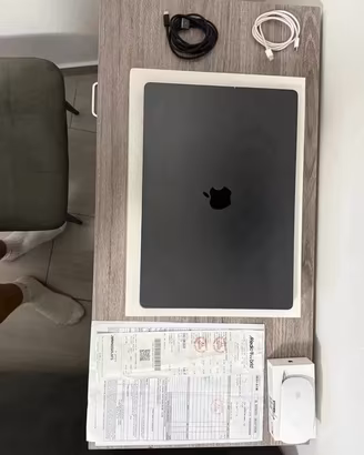 MacBook Pro M5 da 16 pollici, 24 GB di RAM, 1 TB 