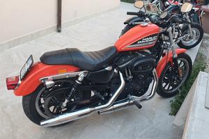 Harley Davidson sportster 883r