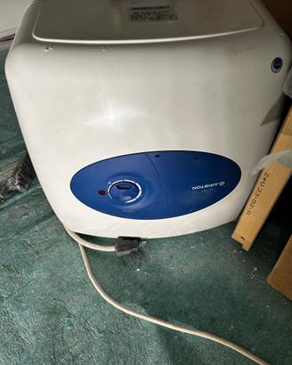 Scaldabagno Ariston 30 litri