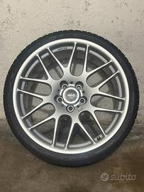 Cerchi in lega gommati 19”