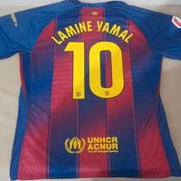 Prima maglia Lamine Yamal
