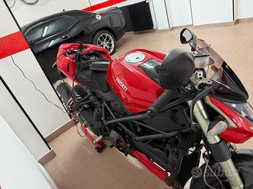 Ducati Streetfhigter 1098 del 2011 Permuto