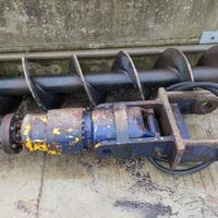 Trivella idraulica per escavatore con punta e prol