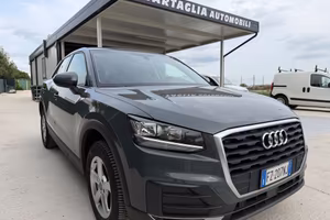 Audi Q2 30 TDI S tronic Identity Black
