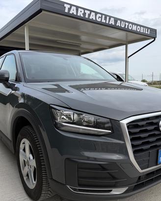 Audi Q2 30 TDI S tronic Identity Black