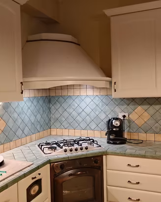 Cucina in legno bianca 