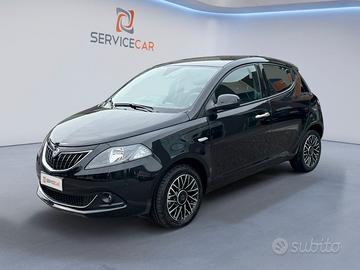 Lancia Ypsilon 1.0 Hybrid Platino
