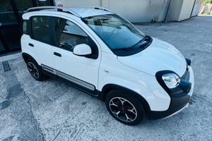Fiat Panda 1.0 FireFly S&S Hybrid City Cross