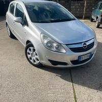 Opel corsa 1.2 benzina