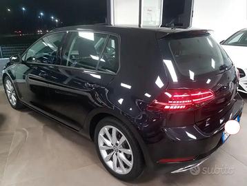 Volkswagen Golf VII 1.6 TDI DSG Highline 115 CV