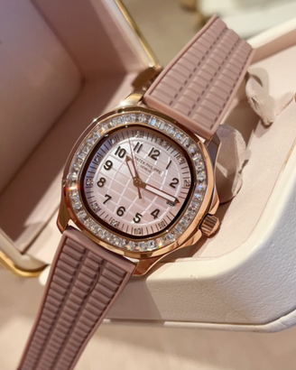 Orologio Patek Philippe Aquanaut RoseGold Baguette