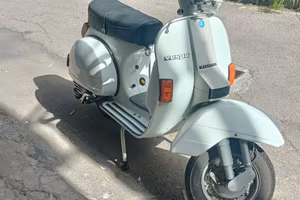Vespa 125 PX Arcobaleno 