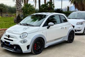 Fiat 500 Abarth 695 70 Anniversario