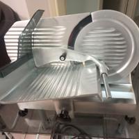 Affettatrice lama 22 cm