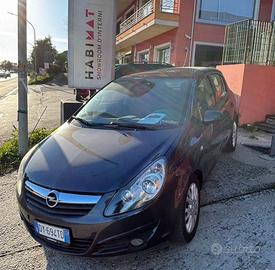 Opel corsa  D 1.2 benzina anno 2008