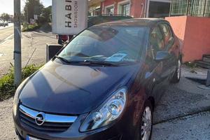 Opel corsa  D 1.2 benzina anno 2008
