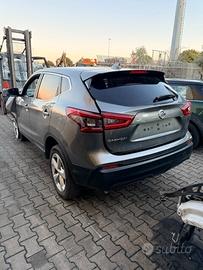 Ricambi Nissan Qashqai 1.6 dCi Suv Automatica Anno